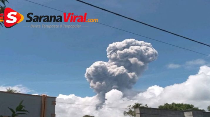 erupsi gunung dukono mengeluarkan abu vulkanik